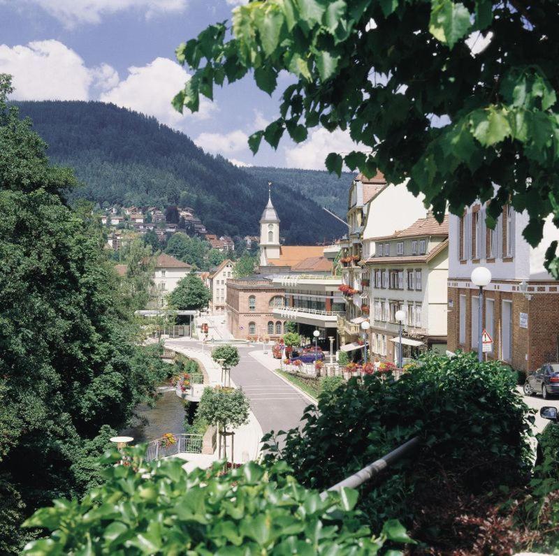 Hotel Traube Bad Wildbad Exterior foto